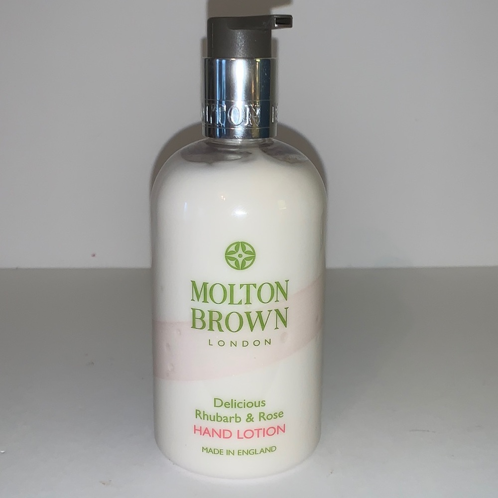 New Delicious Rhubarb & Rose Hand Lotion Molton Brown
